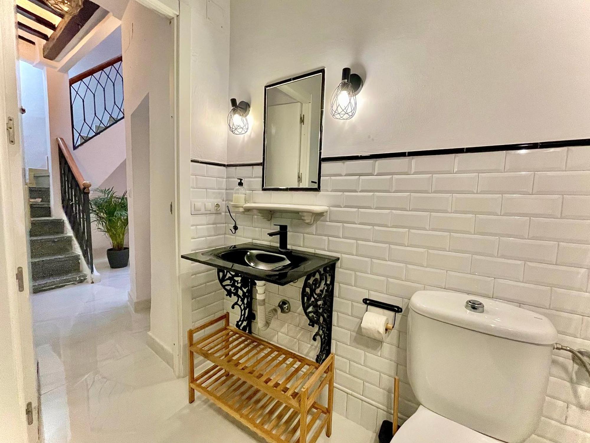 House -Rooftop&Jacuzzi -Stayinเซบีญา ภายนอก รูปภาพ
